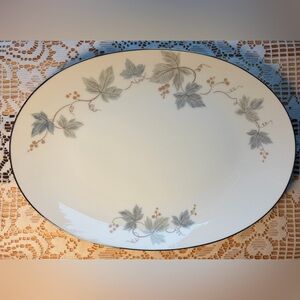 🍇Vintage Sango Japan "Claire" Serving Platter - Blue & Green Grape Vine🌿60s/70s